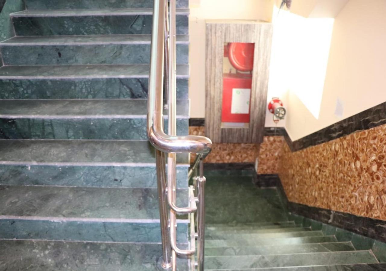 Hotel Angina Calcutta Eksteriør billede